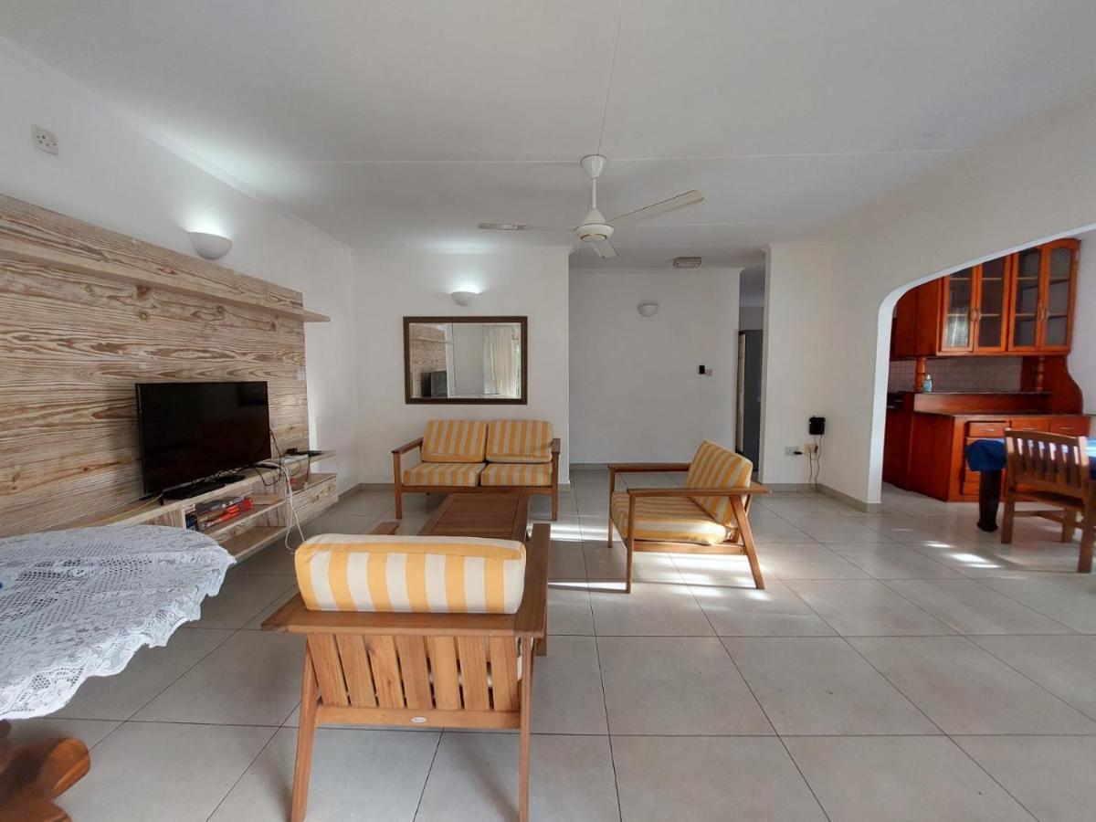 Beau Vallon Villa Self Catering With Pool Esterno foto