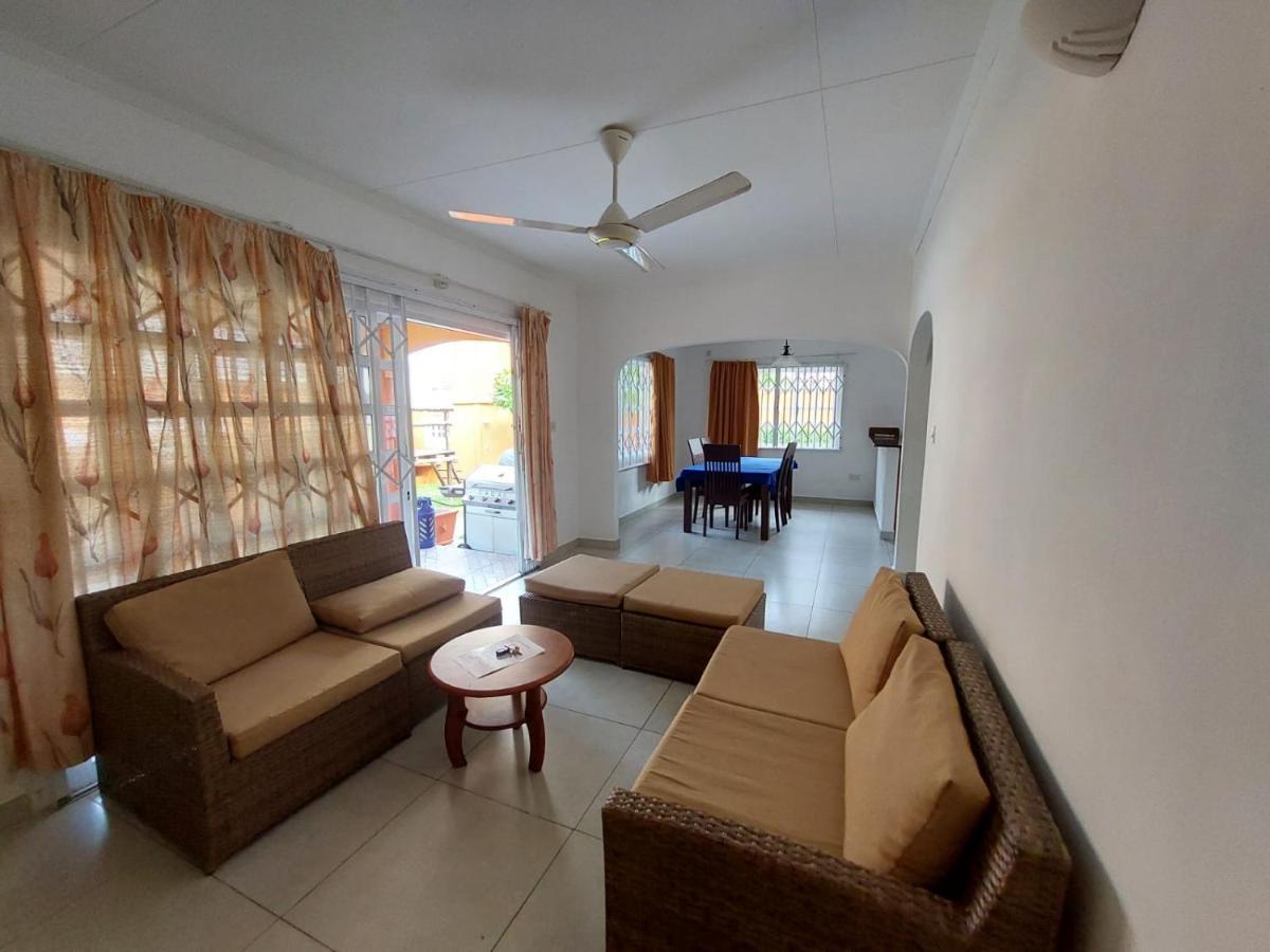 Beau Vallon Villa Self Catering With Pool Esterno foto