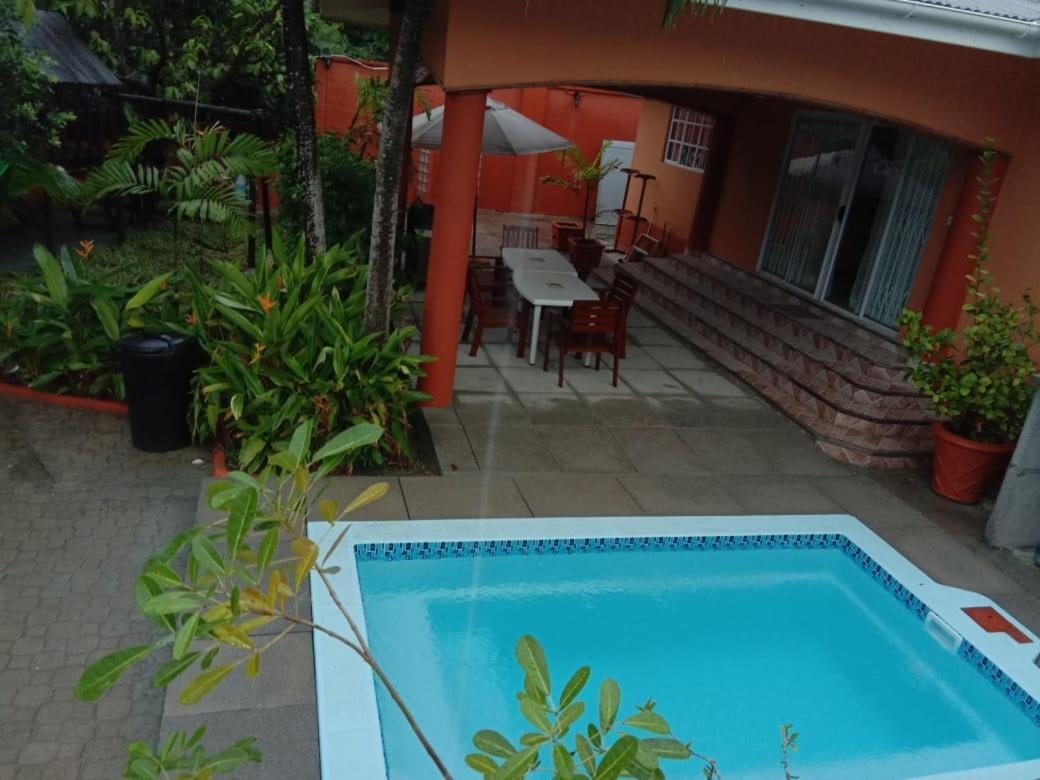 Beau Vallon Villa Self Catering With Pool Esterno foto